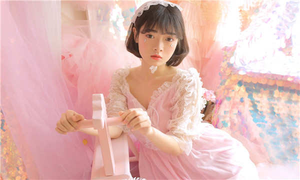 乌海供卵试管代怀生子多少钱？这一直是很多不孕不育家庭关注的话题。在中国，不孕不育的发生率越来越高，根据《中国不孕不育现状调研报告》显示，育龄夫妇的不孕不育率从20年前的3%增长至现在的12.5%-18.2%，患者人数高达6000万以上。在这样的背景下，许多家庭通过供卵试管来实现自己的生育梦想。那么，供卵试管代怀生子的费用到底是多少呢？